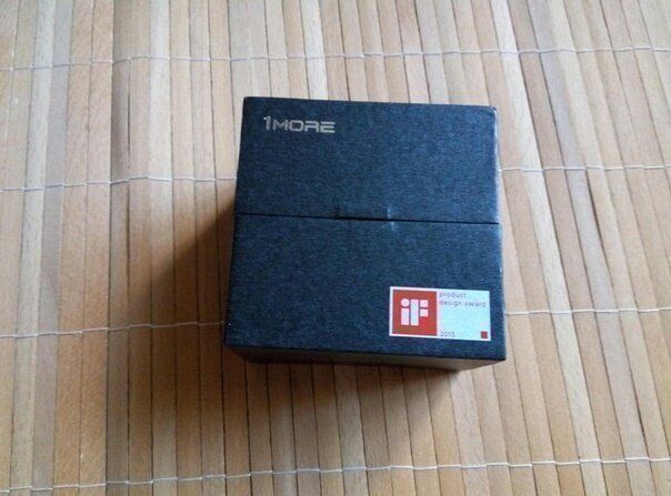 Наушники Xiaomi 1More в коробке