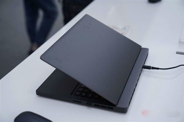 Внешний вид нового ноутбука Сяоми