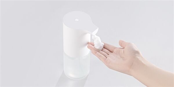 Дозатор мыла Xiaomi Mijia Automatic Foam Soap Dispenser в работе