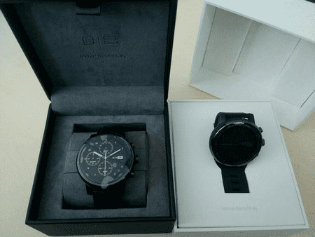 Умные часы Xiaomi Amazfit Smartwatch 2 и Amazfit Smartwatch 2S в упаковках