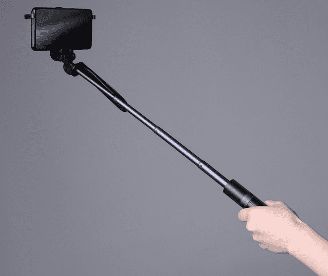 Монопод-трипод Xiaomi YueMi Video Selfie Stick в разложенном состоянии