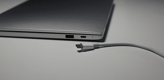 Порты USB Type-C и USB 3.0 в ноутбуке Xiaomi Mi Notebook Air 12,5