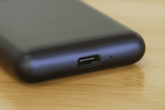 Расположение разъема USB Type-C Xiaomi Mijia Portable Electric Shaver