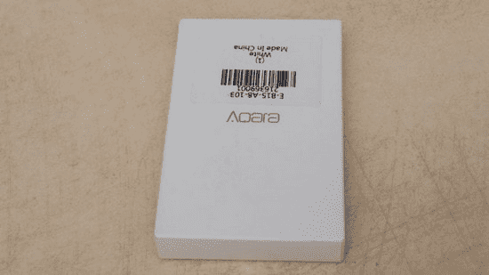 Вид на упаковку Xiaomi Aqara Flooding Sensor