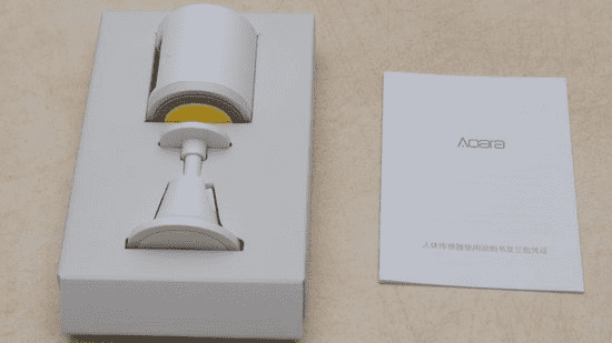 Элементы комплекта Xiaomi Aqara Motion Sensor