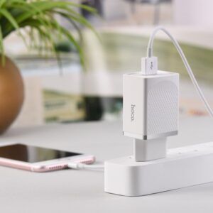 СЗУ HOCO C42A Vast Power 1xUSB, 3А, 18W, QC3.0 (белый) - 5 СЗУ HOCO C42A Vast Power 1xUSB, 3А, 18W, QC3.0 (белый) - 5