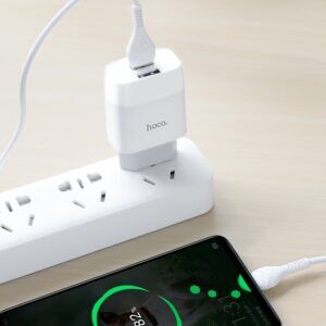 СЗУ HOCO C73A Glorious 2xUSB, 2.4А USB кабель Lightning 8-pin, 1м (белый) - 4 СЗУ HOCO C73A Glorious 2xUSB, 2.4А USB кабель Lightning 8-pin, 1м (белый) - 4