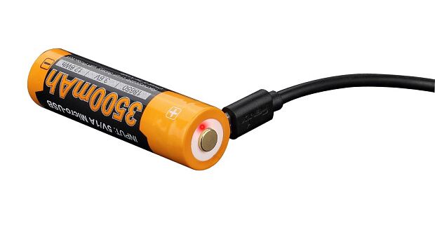 Аккумулятор 18650 Fenix 3500U mAh с разъемом для USB, ARB-L18-3500U - 4 Аккумулятор 18650 Fenix 3500U mAh с разъемом для USB, ARB-L18-3500U - 4
