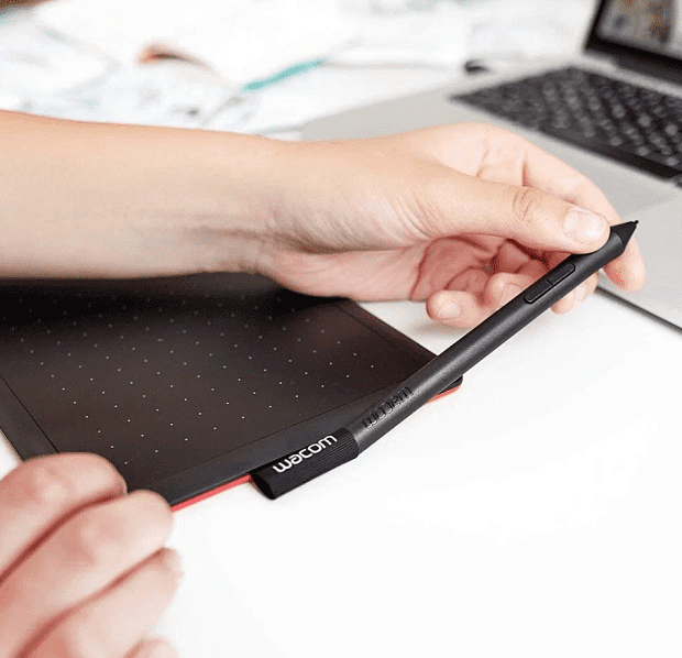 Графический планшет WACOM One Small (Black) (CTL-472-N) - 2 Графический планшет WACOM One Small (Black) (CTL-472-N) - 2